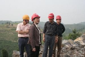 总公司党委书记何洁文一行在茅台八标检查指导事情 - 企业要闻 - 拉斯维加斯3133cc