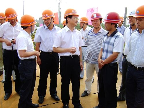 浙江省绍兴市副市长徐明光视察曹娥江袍江大桥 - 企业要闻 - 拉斯维加斯3133cc