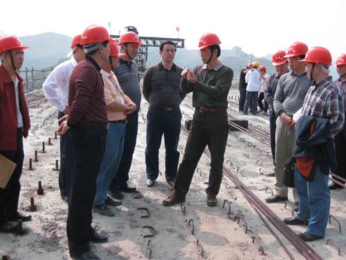 区交通厅副厅长梁毅一行到罗天乐大桥视察事情 - 企业要闻 - 拉斯维加斯3133cc