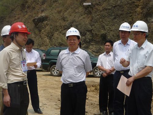 百色市市委书记刘正东莅临隆百5标检查指导事情 - 企业要闻 - 拉斯维加斯3133cc