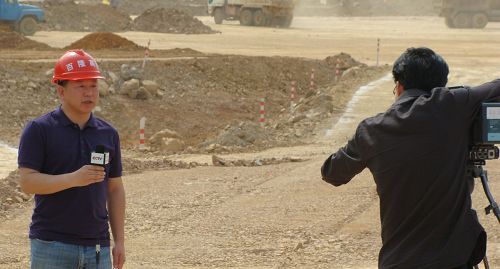 中央电视台将镜头聚焦隆百12、13标施工现场 - 企业要闻 - 拉斯维加斯3133cc