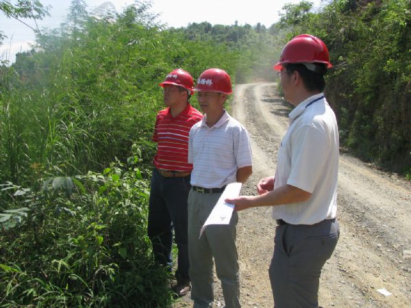 广西新生长交通集团董事长王劼耘莅临隆百6标检查指导事情 - 企业要闻 - 拉斯维加斯3133cc