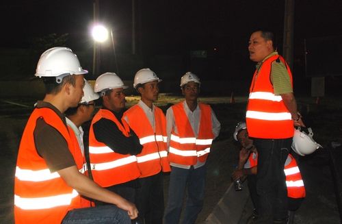 气可鼓 不可泄--罗业凤总司理向导事情小组决战厄国系列报道之一 - 企业要闻 - 拉斯维加斯3133cc