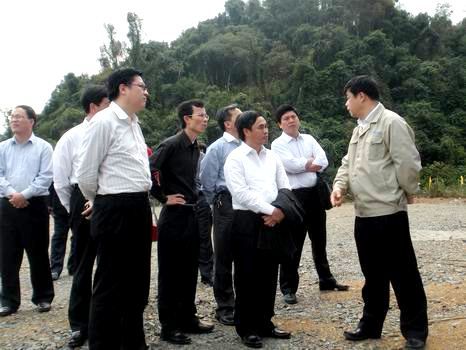 越南外交部副部长胡春山莅临我公司凭祥综合保税区项目考察事情 - 企业要闻 - 拉斯维加斯3133cc