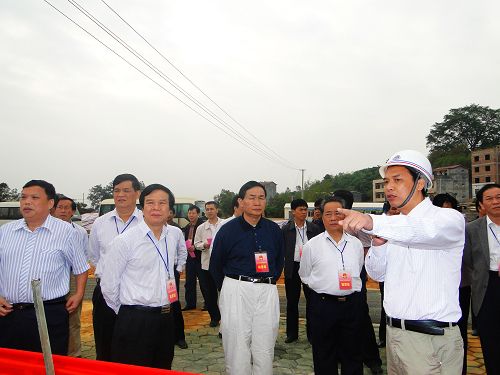 自治区、百色市人大代表莅临东合、竹洲大桥视察 - 企业要闻 - 拉斯维加斯3133cc