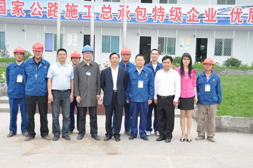 泸州市委书记朱以庄莅临泸渝2标视察事情 - 企业要闻 - 拉斯维加斯3133cc