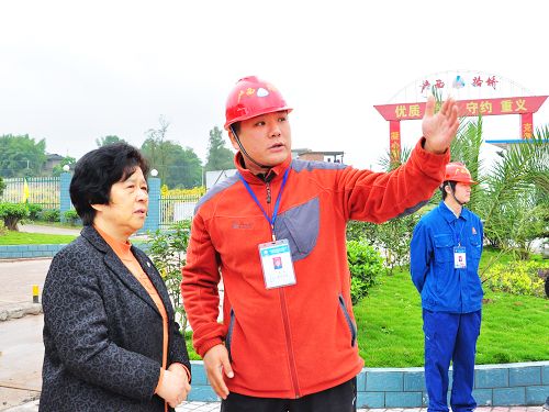 泸州市政协主席刘俊泽视察波司登大桥（合江长江一桥） - 企业要闻 - 拉斯维加斯3133cc