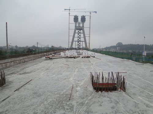 一连作业25小时再掀施工新热潮——百色市东合大桥引桥左幅混凝土浇筑顺遂完成 - 企业要闻 - 拉斯维加斯3133cc