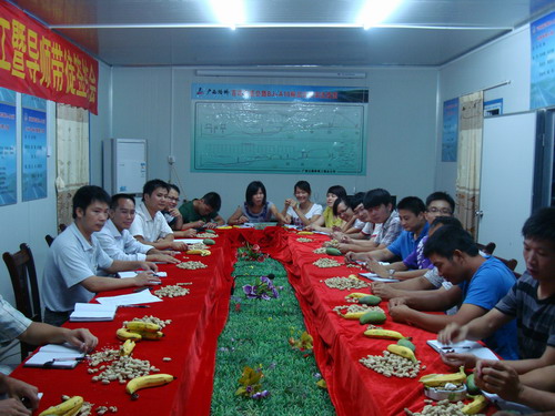 百靖10标举行接待新员工暨导师带徒签约仪式 - 企业要闻 - 拉斯维加斯3133cc