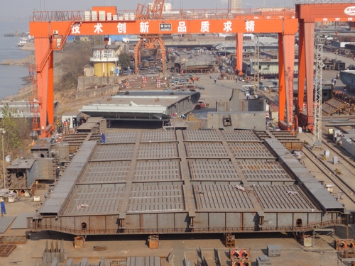 波司登大桥首轮桥面格子梁制作顺遂完成 - 企业要闻 - 拉斯维加斯3133cc