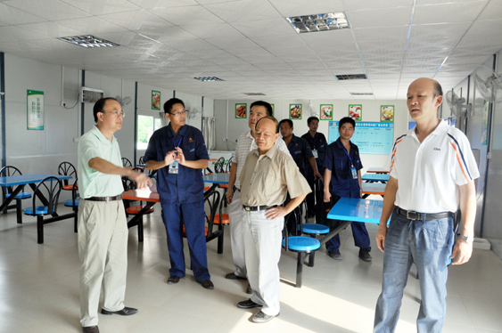 自治区交通运输厅直属机关党委专职副书记罗华芝一行莅临南宁外环A标调研指导 - 企业要闻 - 拉斯维加斯3133cc