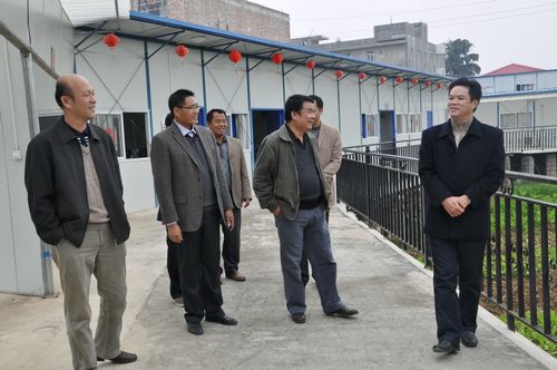 自治区直属企事业工会常务副主任马宁到南宁外环路面A标调研事情 - 企业要闻 - 拉斯维加斯3133cc