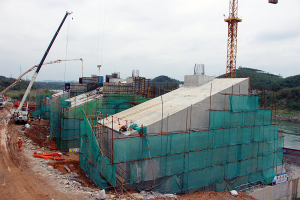 柳南改扩建№7标马滩红水河特大桥5#拱座乐成封顶 - 工程动态 - 拉斯维加斯3133cc