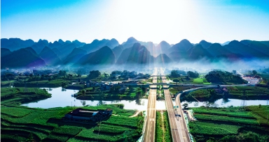 广西贺州至巴马高速公路（都安至巴马段）